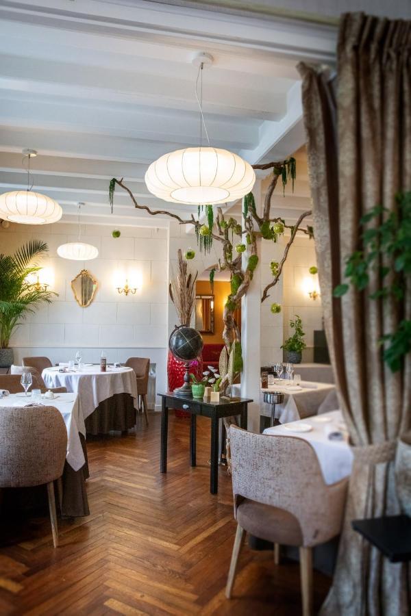 Logis Hotel La Breche - Restaurant Berthelot Амбуаз Екстер'єр фото